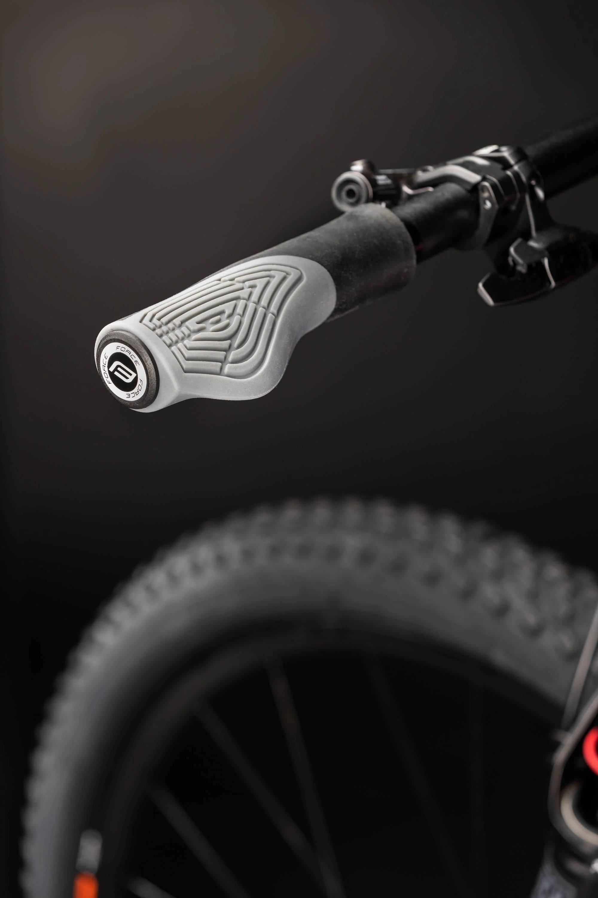 Грипсы Force ERBOW (черно-серые, L-130 мм)