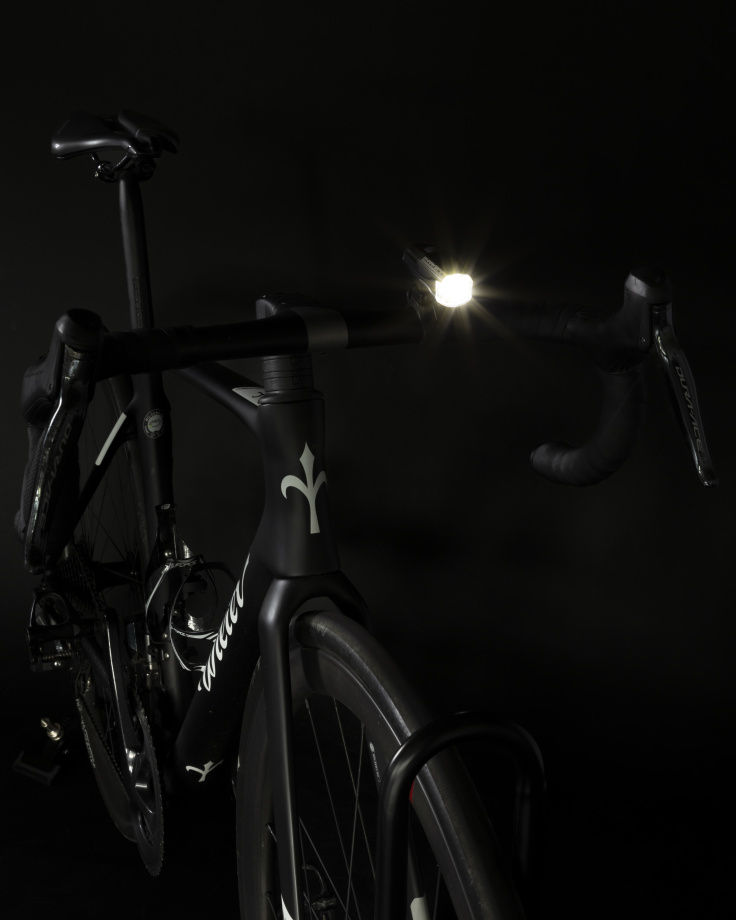 Световой комплект Force VARIO USB (передний + задний фонарь)